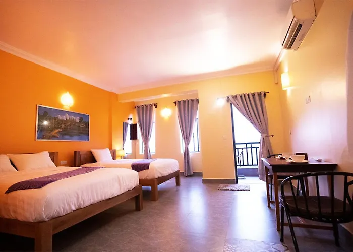 Daun Penh Palace Boutique